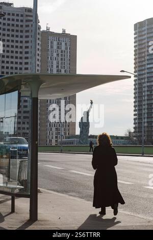 Frankreich, Paris, 75, 16. Arrondissement, an der Pont de Grenelle, Januar 2024. Stockfoto