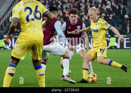 London, Großbritannien. Januar 2025. London, England, 18. Januar 2025: Will Hughes (19 Crystal Palace) im Rahmen des Premier League-Spiels zwischen West Ham und Crystal Palace im London Stadium. (Pedro Porru/SPP) Credit: SPP Sport Press Photo. /Alamy Live News Stockfoto