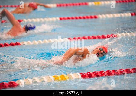 Newark, USA. Januar 2025. Adam Mekrami schwimmt während ihres Treffens mit Seton Hall in Newark, NJ, am Freitag, den 17. Januar. Die NJIT fiel in die Seton Hall 71-170. (Foto: Jess Stiles/SIPA USA) Credit: SIPA USA/Alamy Live News Stockfoto
