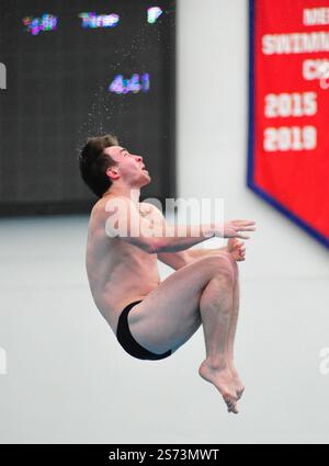 Newark, USA. Januar 2025. NJIT Aiden Ban taucht während ihres Treffens mit Seton Hall in Newark, NJ, am Freitag, den 17. Januar. Die NJIT fiel in die Seton Hall 71-170. (Foto: Jess Stiles/SIPA USA) Credit: SIPA USA/Alamy Live News Stockfoto