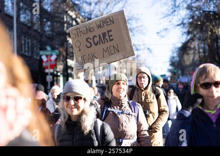 Seattle, Washington DC, USA. Seattle People's March 18th January 2025 Credit: Alex Garland/Alamy Live News Stockfoto