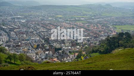 Blick von einer Seilbahn, Great Orme, über Llandudno, Wales Stockfoto