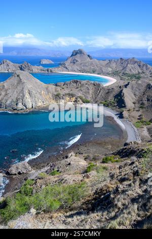 Malerischer Blick auf Padar Island an einem Morgen vom Komodo Island National Park, Labuan Bajo, Flores, Indonesien Stockfoto