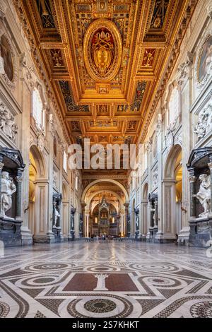 Kirchenschiff, Lateranbasilika, Rom, Italien Stockfoto