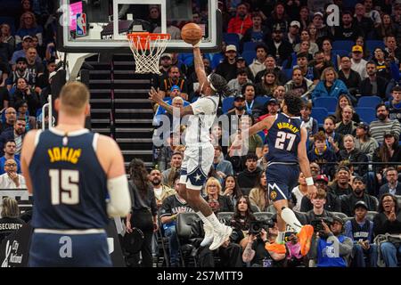 Orlando, Florida, USA, 19. Januar 2025, Orlando Magic Guard Kentavious Caldwell-Pope #3 macht einen Korb im Kia Center. (Foto: Marty Jean-Louis/Alamy Live News Stockfoto