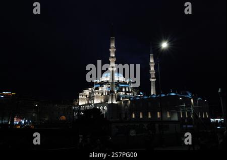 Sehenswürdigkeiten rund um Galata und Sirkeci im historischen Istanbul, Türkei Stockfoto