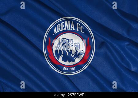 Pringsewu, lampung; 20. Januar 2025; Flagge des indonesischen Fußballvereins der 1. Liga, AREMA FC, mit strukturiertem Material Stockfoto