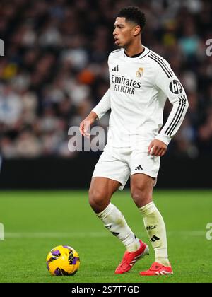 Madrid, Spanien. Januar 2025. Jude Bellingham von Real Madrid spielte am 19. Januar 2025 im Santiago Bernabeu Stadion während des La Liga EA Sports Matches zwischen Real Madrid und UD Las Palmas. (Foto: Bagu Blanco/PRESSINPHOTO) Credit: PRESSINPHOTO SPORTS AGENCY/Alamy Live News Stockfoto