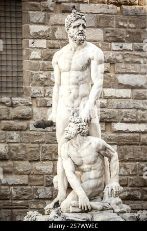Die Herkules-Skulptur vor dem Palazzo Vecchio in Florenz Italien Stockfoto