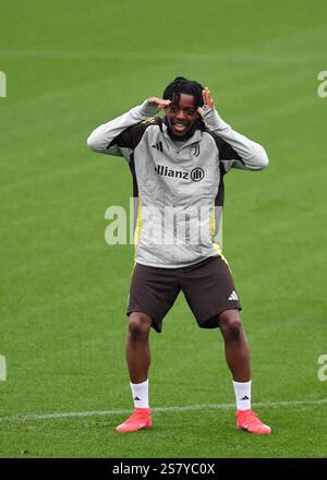 Turin, Italien. Januar 2025. Samuel Mbangula von Juventus FC während des Trainings in der Champions League 2024/2025 beim JTC Continassa am 20. Januar 2025 in Turin, Italien - ph Giuliano Marchisciano Credit: Independent Photo Agency/Alamy Live News Stockfoto