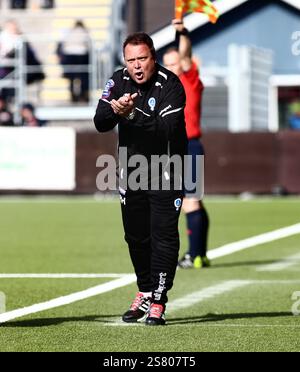 Åtvidabergs FF Trainer Roar Hansen während des Fußballspiels zwischen Åtvidabergs FF gegen Falkenbergs FF, Allsvenskan, Kopparvallen Arena, Åtvidaberg, Schweden. Stockfoto
