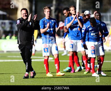 Åtvidabergs FF Trainer Roar Hansen nach dem Fußballspiel zwischen Åtvidabergs FF gegen Falkenbergs FF, Allsvenskan, Kopparvallen Arena, Åtvidaberg, Schweden. Stockfoto