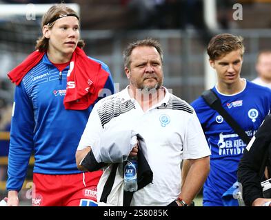 Åtvidabergs FF Trainer Roar Hansen vor dem Fußballspiel zwischen Åtvidabergs FF und Frej Täby, Superettan, Kopparvallen, Åtvidaberg, Schweden. Stockfoto