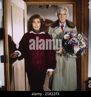 Forsthaus Falkenau, Fernsehserie, Deutschland 1989 - 2013, Folge: Fließender Übergang vom 23. Mai 1989, Darsteller: Michaela May, Paul Haubschmid Stockfoto