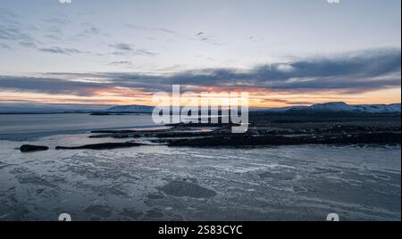 Blick aus der Vogelperspektive über das Südende des Lake Thingvellir im Süden Islands Stockfoto