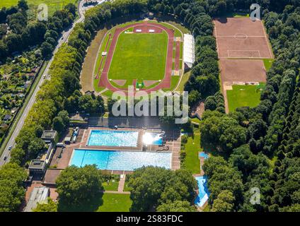 Luftaufnahme, Gladbeck Freibad und Gladbeck Stadion - Vestische Kampfbahn, Butendorf, Gladbeck, Ruhrgebiet, Nordrhein-Westfalen, Germa Stockfoto