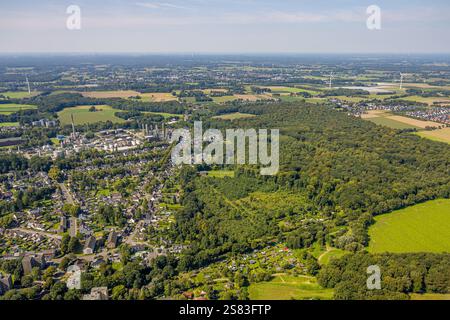 Luftaufnahme, KGV Kleingartenverband Frochtwinkel am Zweckeler Wald und Blick auf das Wohngebiet Zweckel mit der Ineos Phenol GmbH chem Stockfoto