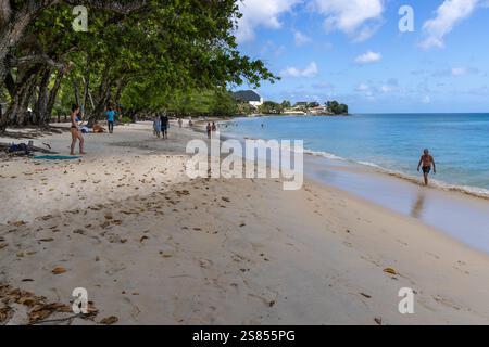 Beau Valon Beach auf Mahé, Seychellen am frühen Morgen Stockfoto