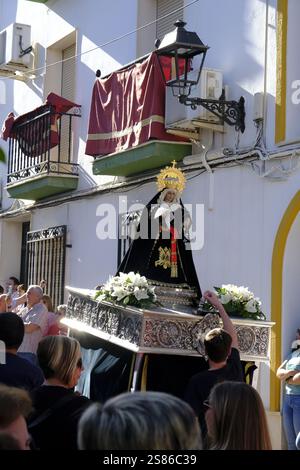 Traditioneller Palmensonntag Prozession für Kinder zu Beginn der Osterwoche, Carcabuey, Provinz Cordoba, Andalusien, Spanien Stockfoto