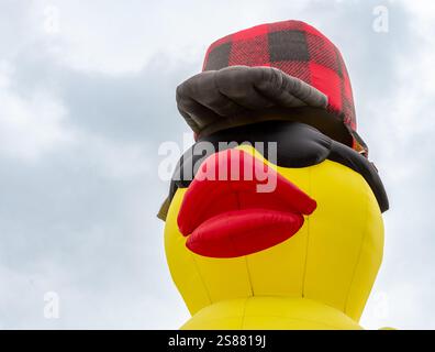 Fahrgeschäfte, Spiele und Speisen auf dem Messegelände CNE Toronto Ontario Stockfoto
