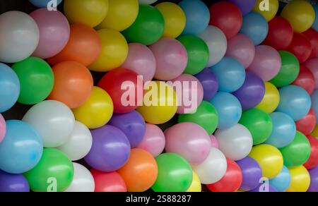 Fahrgeschäfte, Spiele und Speisen auf dem Messegelände CNE Toronto Ontario Stockfoto