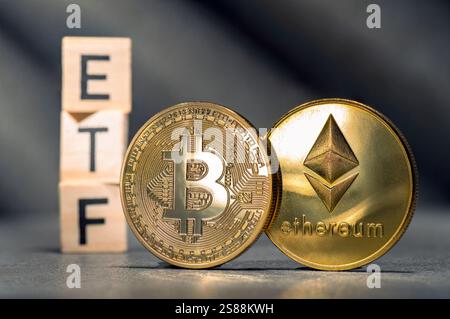 Exchange-Traded Funds (ETF) auf die Kryptowährungen Bitcoin und Ether Stockfoto