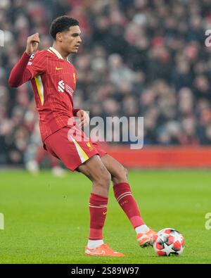 Anfield, Liverpool, Merseyside, Großbritannien. Januar 2025. Champions League Football, Liverpool gegen Lille; Jarell Quanshah von Liverpool Credit: Action Plus Sports/Alamy Live News Stockfoto