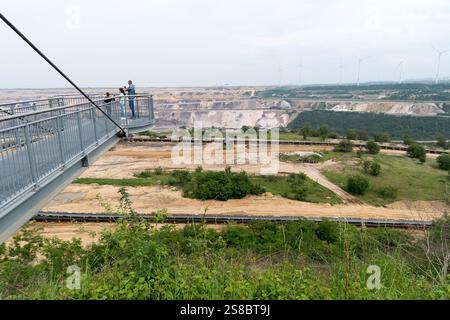 Aussichtspunkt Jackerath Tagebau Garzweiler Skywalk und Tagebau Garzweiler Tagebau in Garzweiler, Nordrhein-Westfalen, Deutschland© Wojciech Stockfoto
