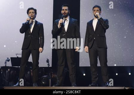 Musikkonzert - Il Volo - Tutti per UNO-Ad Astra Live nei Palasport Il gruppo musicale Il Volo composto da Piero Barone, Ignazio Boschetto e Gianluca Ginoble - durante il Concerto del Tour Tutti per UNO-Ad Astra Live Nei Palasport al Palazzo dello Sport di Roma Rom Italien Copyright: XRobertoxBettacchix/xLiveax 1700990 Stockfoto