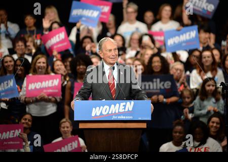 Mike Bloomberg spricht während der Präsidentschaftswahlkampagne am 15. Januar 2020 im Sheraton Hotel in New York Stockfoto