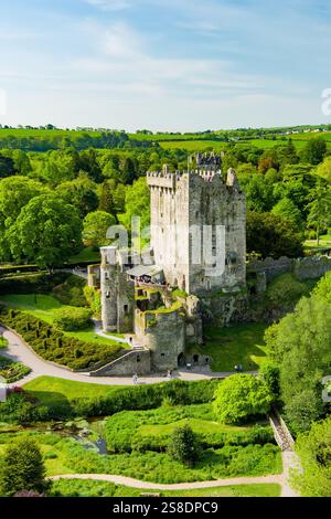 Blarney Castle, mittelalterliche Festung in Blarney, in der Nähe von Cork, bekannt für seinen legendären weltberühmten magischen Blarney Stone alias Stone of Eloquence, und reno Stockfoto