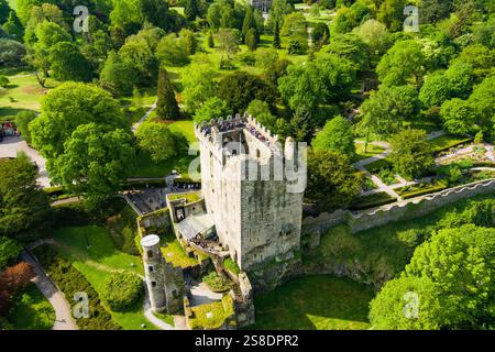 Blarney Castle, mittelalterliche Festung in Blarney, in der Nähe von Cork, bekannt für seinen legendären weltberühmten magischen Blarney Stone alias Stone of Eloquence, und reno Stockfoto