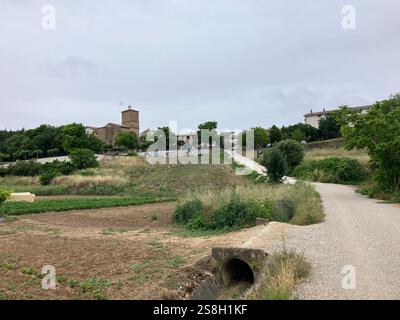 Der Camino Francés durch Irache, Navarra, Spanien Stockfoto
