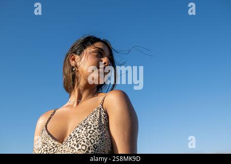 Nahaufnahme der schöne junge Frau Stockfoto