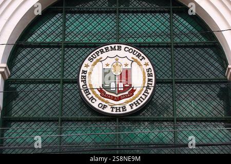 MANILA, PHILIPPINEN - 24. NOVEMBER 2017: Oberster Gerichtshof der Republik der Philippinen in Manila. Stockfoto