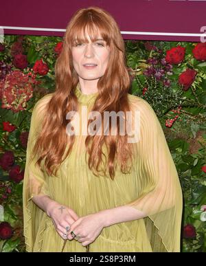 Florence Welch nimmt an den 65. Evening Standard Theatre Awards im London Coliseum in London Teil. November 2019. (NUR REDAKTIONELLE VERWENDUNG – DIE FOTOS SIND NUR FÜR REDAKTIONELLE ZWECKE IN BEZUG AUF DAS ANGEGEBENE EREIGNIS BESTIMMT) Stockfoto