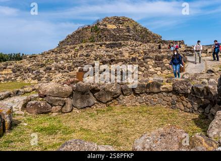 SU Nuraxi, Wohnungen der prähistorischen Nuragic Zivilisation, UNESCO-Weltkulturerbe, alte Festung aus dem Jahr 2000 v. Chr., Barumini, Europa, P Stockfoto