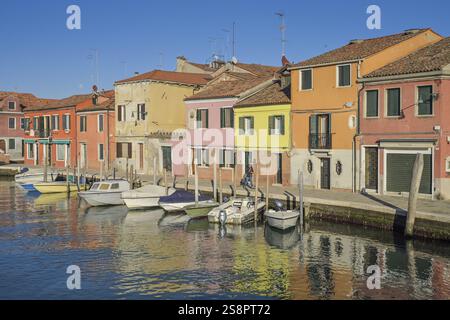 Canale di San Donato, alte Gebäude, Murano, Venedig, Italien, Europa Stockfoto
