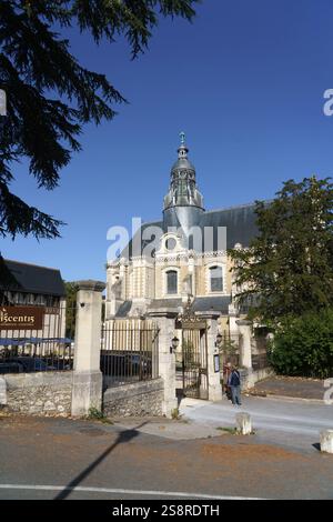 Frankreich, Region Centre-Val-de-Loire, Département Loir-et-Cher, Blois, Place Victor Hugo, Kirche St. Vincent Blois (Eglise Saint-Vincent-de-Paul), Stockfoto