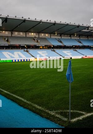 MALMÖ , 23-01-2025 , Malmö neues Stadion , Saison 2024 / 2025 , UEFA Europa League, Fußball. Während des Spiels Malmö - FC Twente, Innenansicht Stadion Stockfoto