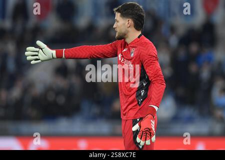 Rom, Italien. Januar 2025. Alejandro Remiro von Real Sociedad in der Qualifikationsrunde der Europa League - Spiel im siebten Legs zwischen SS Lazio und Real Sociedad im Olympiastadion. Endpunktzahl; Lazio 3:1 Real Sociedad Credit: SOPA Images Limited/Alamy Live News Stockfoto