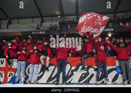 MALMÖ , 23-01-2025 , Malmö neues Stadion , Saison 2024 / 2025 , UEFA Europa League, Fußball. Während des Spiels Malmö - FC Twente, Fans des FC Twente Stockfoto