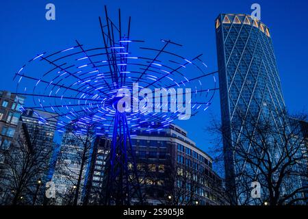 London, Großbritannien. Januar 2025. Fehler von Vendel & de Wolf (ein erster UK-Autor) – das jährliche Winter Lights Festival von Canary Wharf kehrt bis zum 1. Februar zurück. Die immersive Ausstellung umfasst 19 Lichtinstallationen, von denen 12 temporär für 2025 sind. Guy Bell/Alamy Live News Stockfoto