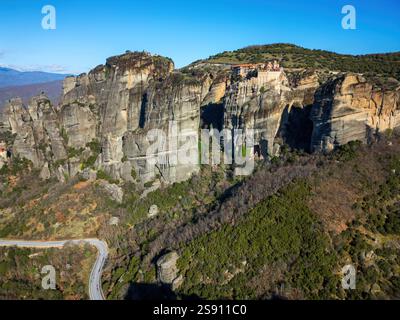 Meteora altes heiliges Kloster Varlaam aus der Vogelperspektive Stockfoto