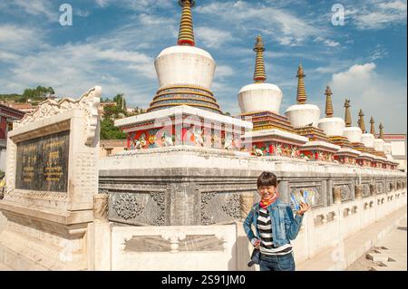 Kumbum Kloster in der Qinghai Provence. Dieses tibetisch-buddhistische Kloster, das 1583 vom Dritten Dalai Lama gegründet wurde, steht an zweiter Stelle nach Lhasa Stockfoto