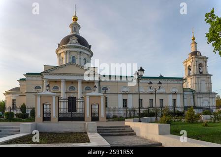 Die Erzengelkirche Michael an einem Sommermorgen. Kolomna, Region Moskau, Russland Stockfoto