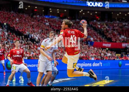 Herning, Dänemark. Januar 2025. Simon Pytlick (43) aus Dänemark beim IHF Handball-WM-Spiel der Männer zwischen Dänemark und der Schweiz 2025 bei Jyske Bank Boxen in Herning. Stockfoto