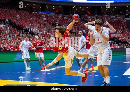 Herning, Dänemark. Januar 2025. Lukas Jorgensen (25) aus Dänemark, der 2025 beim IHF Handball-WM-Spiel der Männer zwischen Dänemark und der Schweiz bei Jyske Bank Boxen in Herning zu sehen war. Stockfoto
