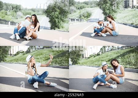 Eine Bilderserie von zwei attraktiven jungen Frauen, die auf der Straße sitzen, mit Kaffee zum Mitnehmen und mit einem Telefon, Selfies machen und im Internet surfen Stockfoto