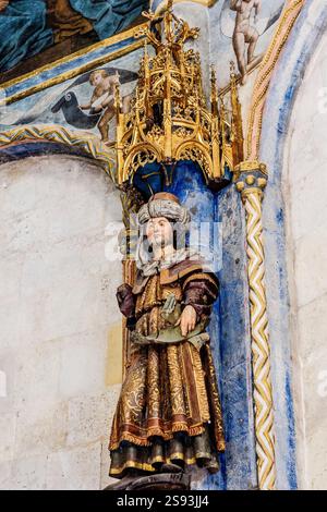 La Charola, 12. Jahrhundert, ehemaliges romanisches Oratorium der Templer, inspiriert von der Grabeskirche, Kirche des Klosters Christi, Jahr 1162, Tomar, Portugal. Stockfoto